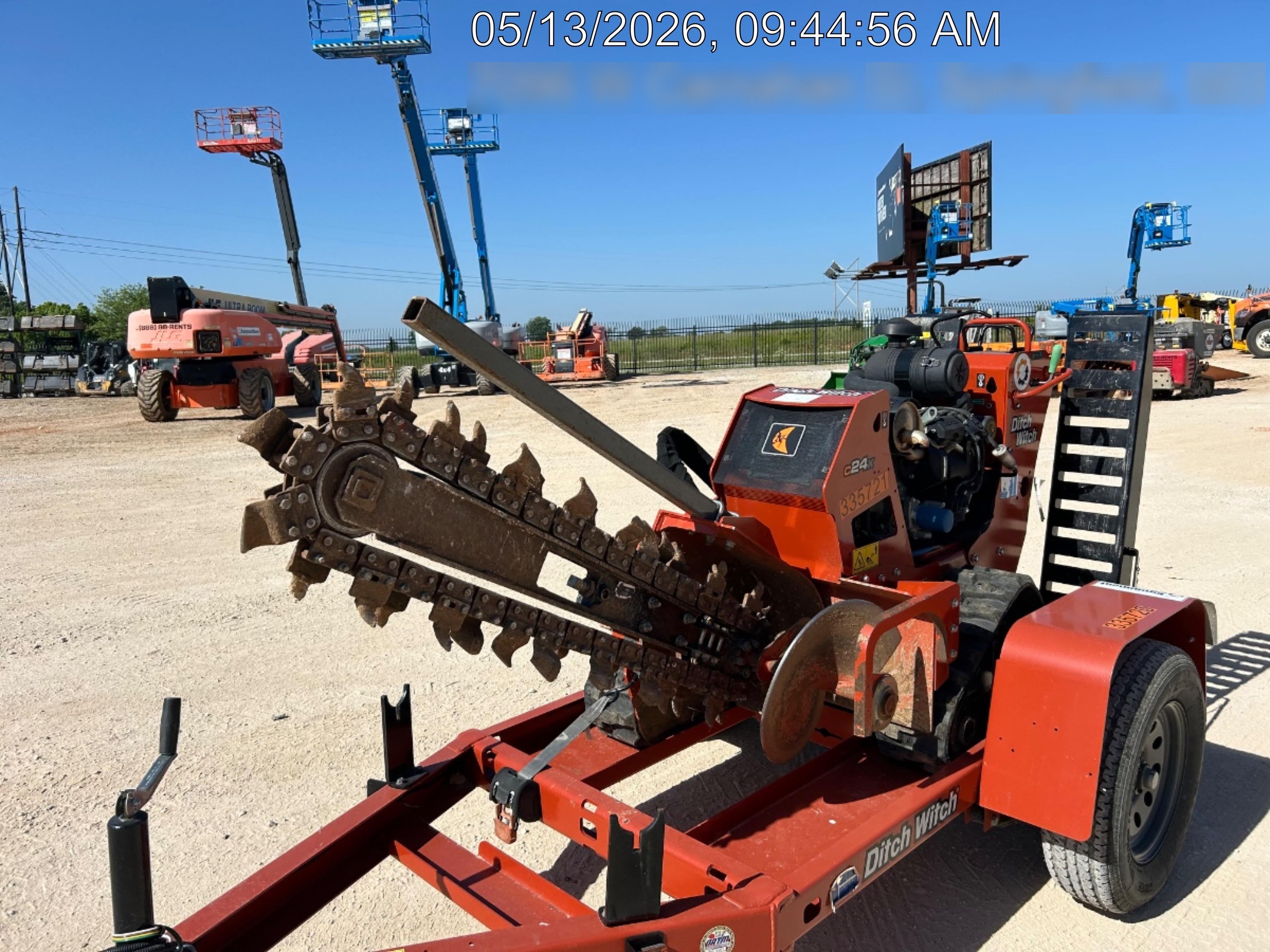 2023 DITCH WITCH C24XA