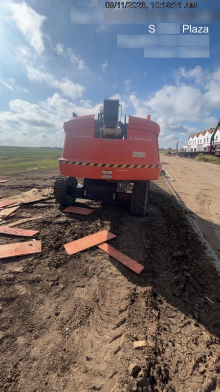2023 JLG 660SJ