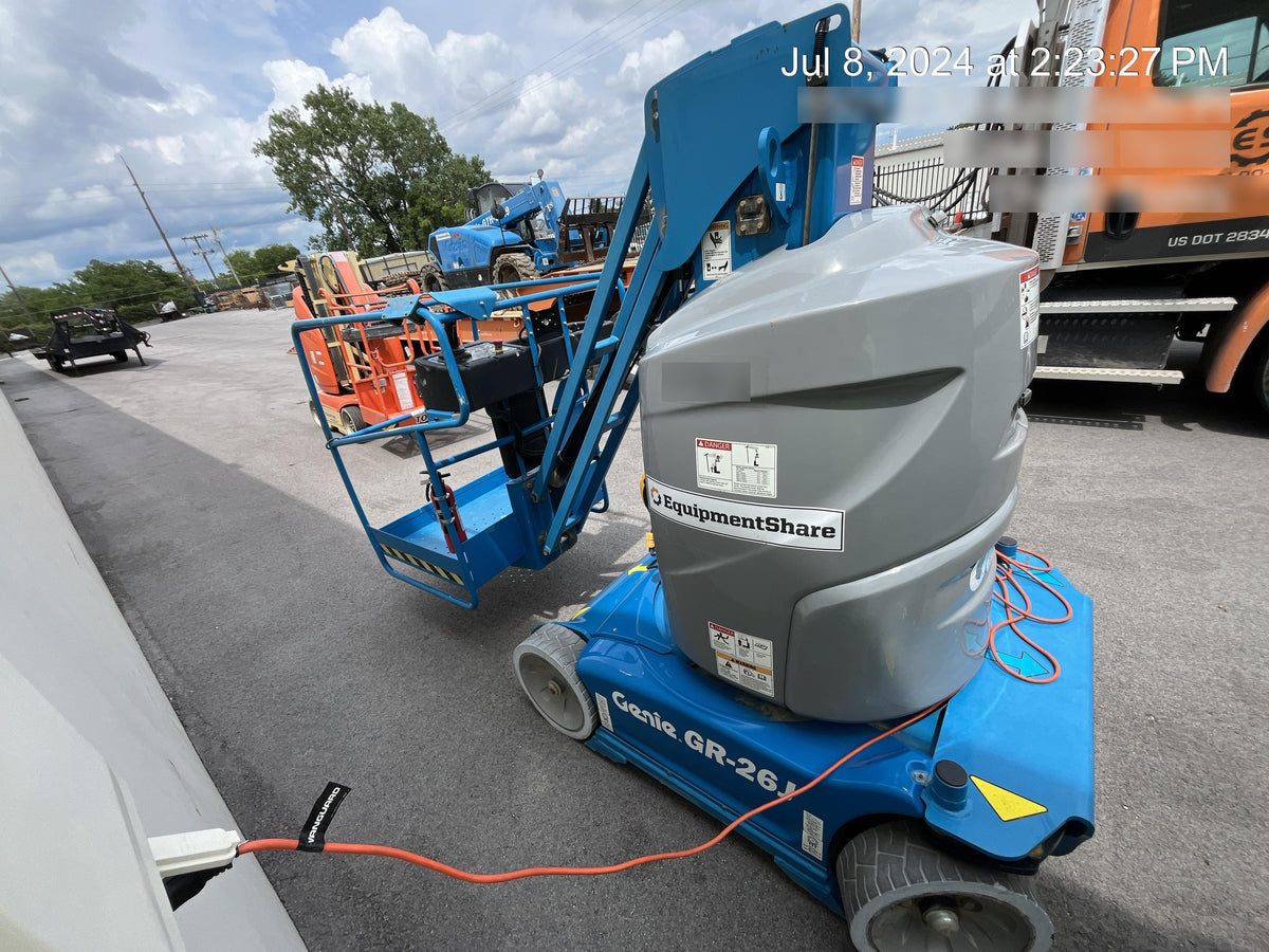 2020 GENIE GR-26J