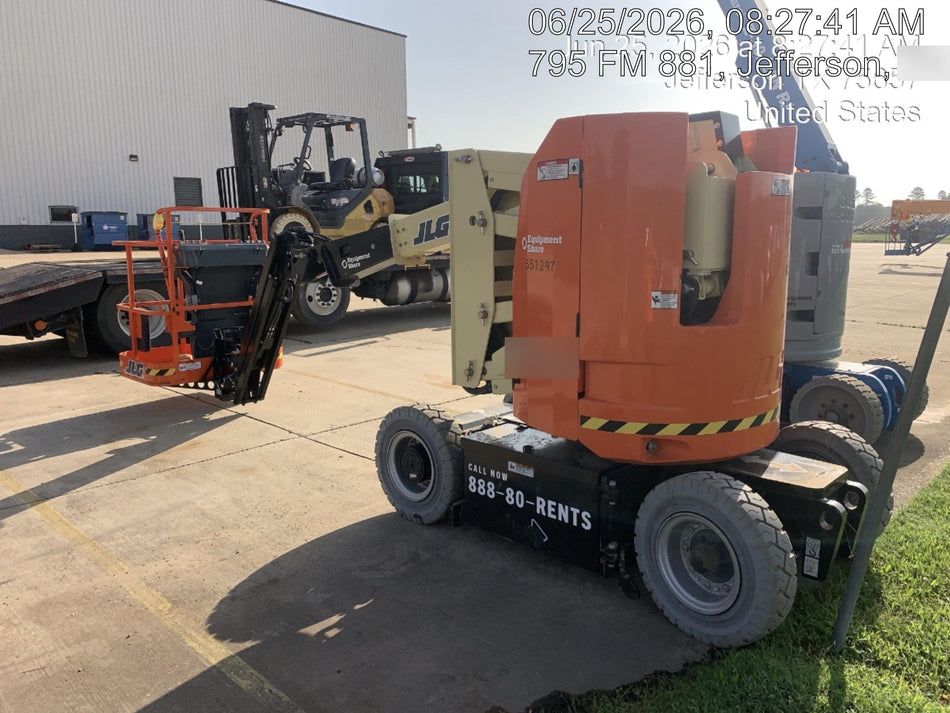2025 JLG E300AJP