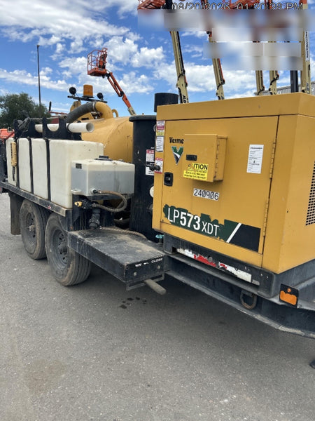 2022 VAC-TRON LP573XDT
