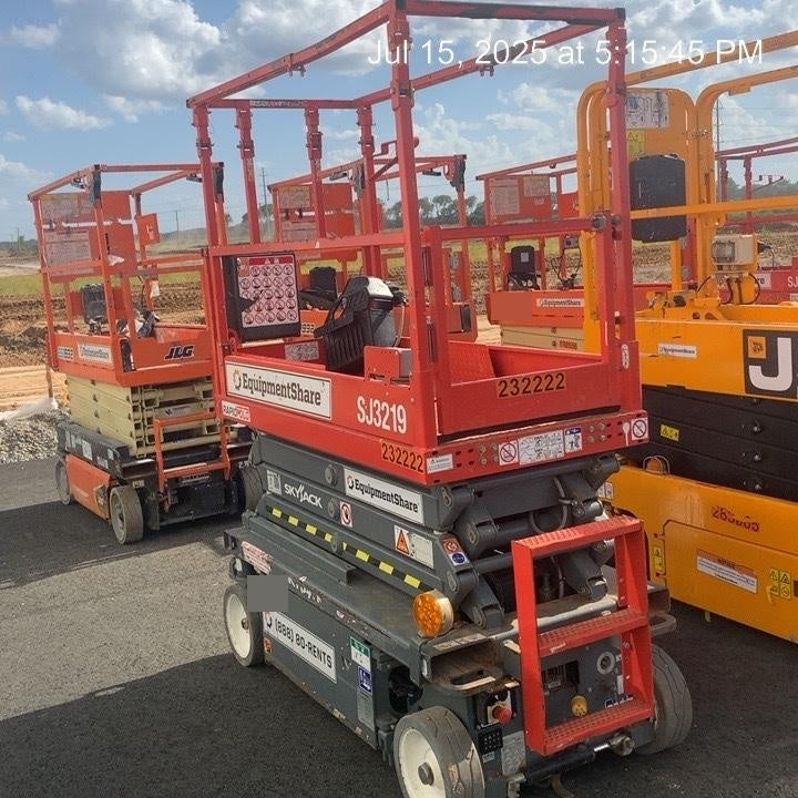 2022 SKYJACK SJ3219