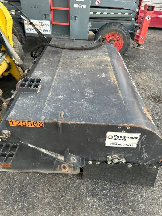 2020 PALADIN Sweepster SB72