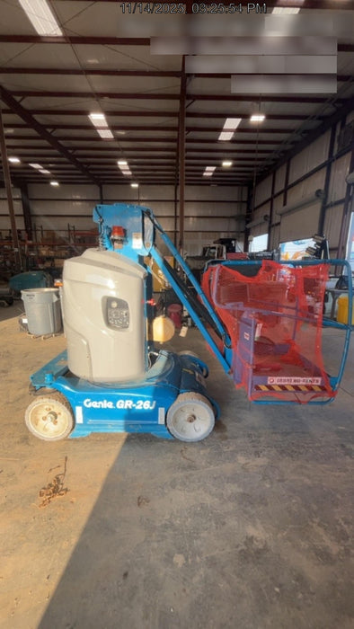 2020 GENIE GR-26J