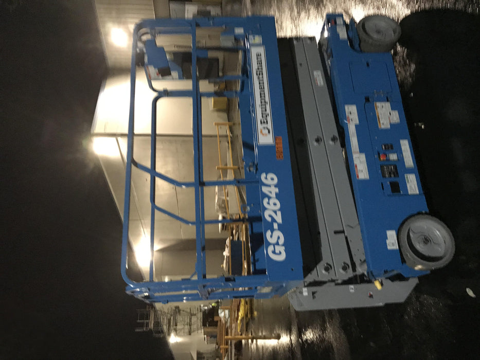 2019 Genie GS-2646 folding rails with full height swing gate, 800W Inverter