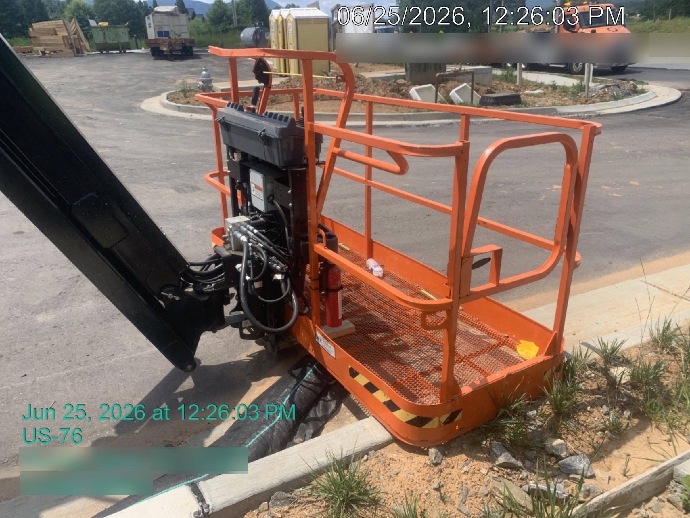 2025 JLG 660SJ