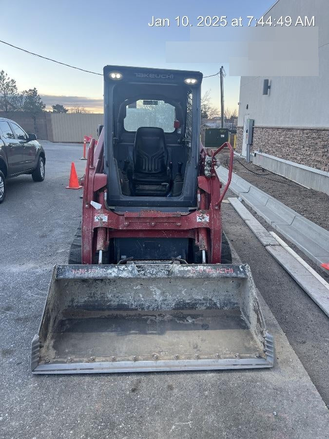 2022 TAKEUCHI TL8R2-R
