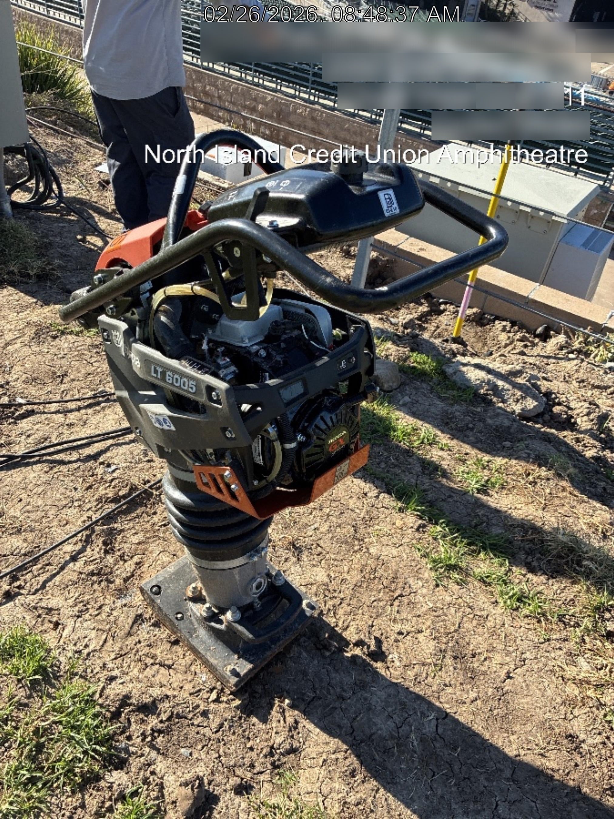 2025 HUSQVARNA LT6005