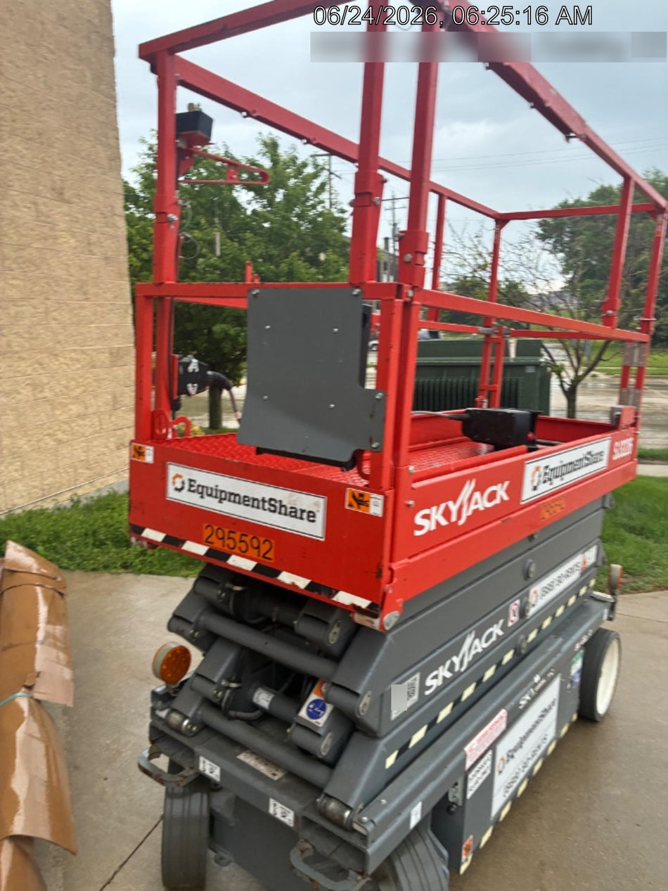 2023 SKYJACK SJ3226