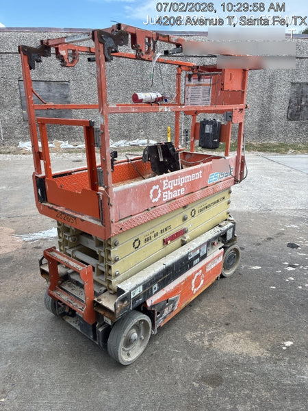 2022 JLG ES1932