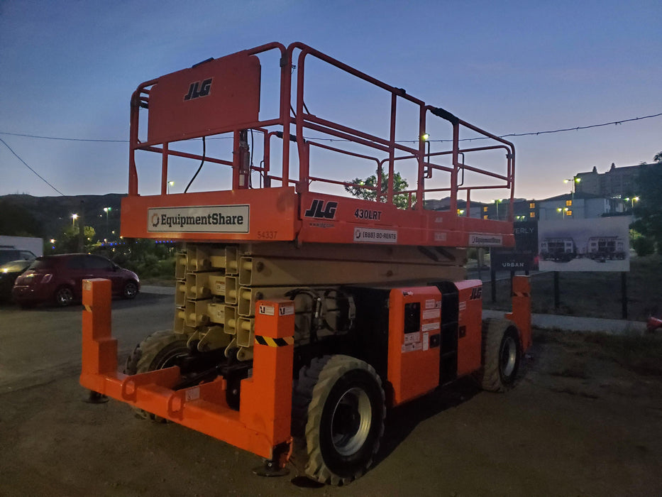2020 JLG 430LRT