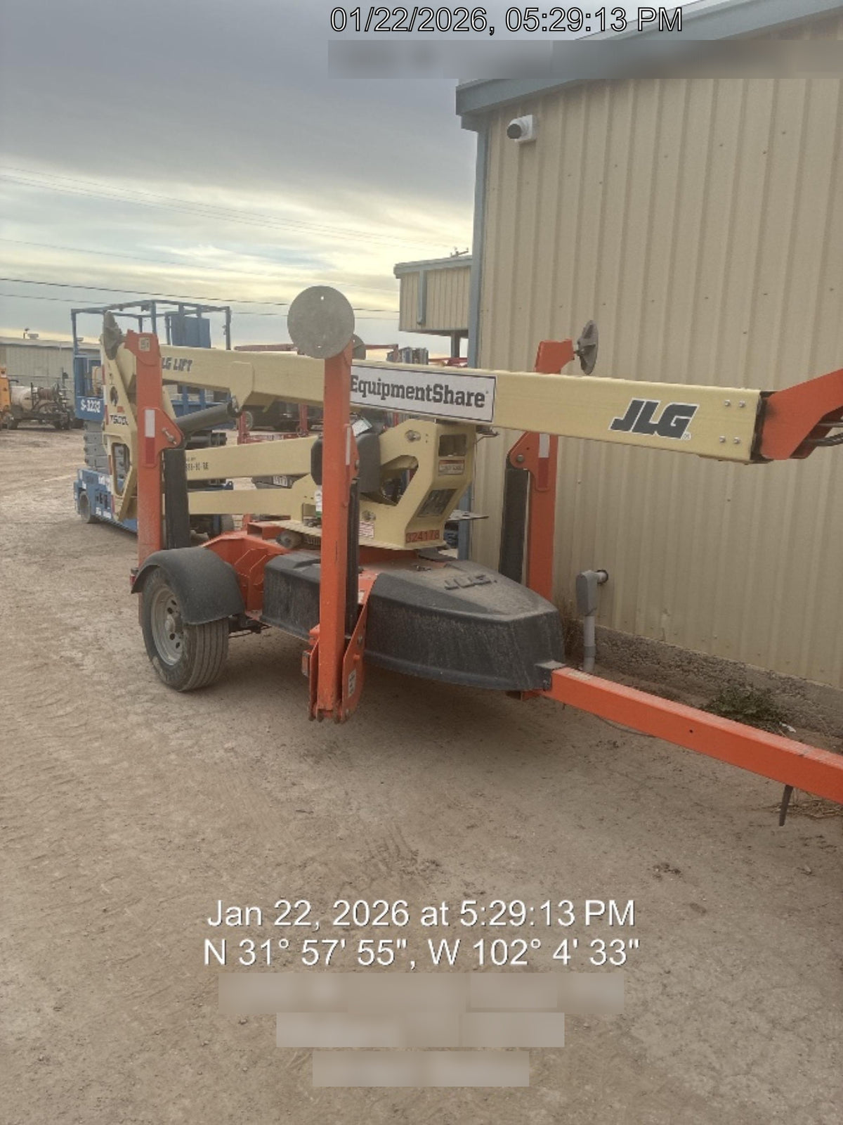 2023 JLG T500J