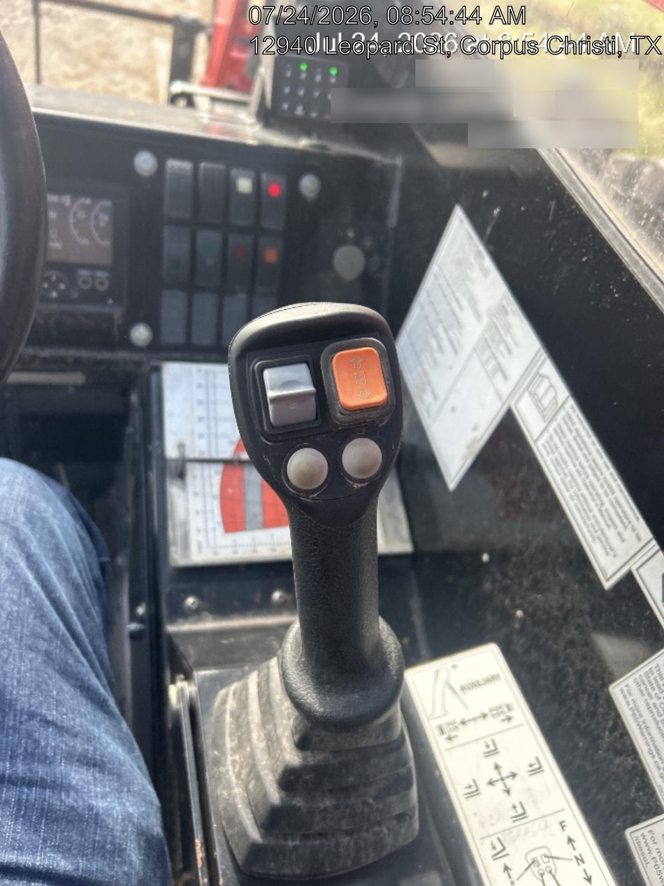 2021 MANITOU MTA8044