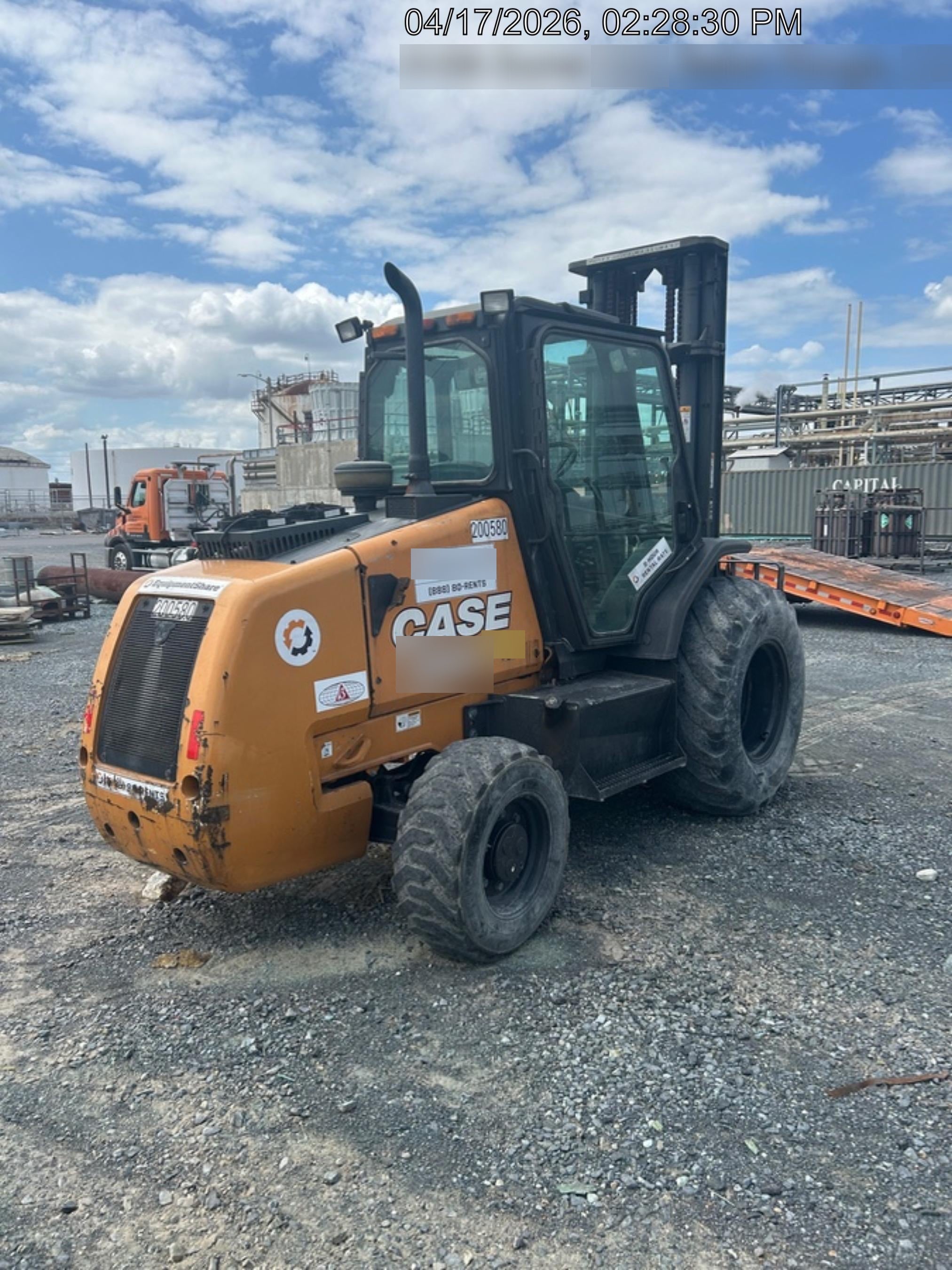 2022 CASE 588H