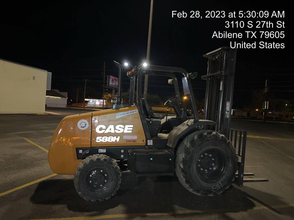 2023 CASE 588H