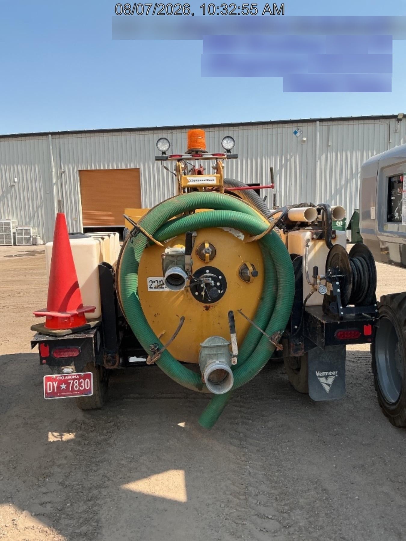 2022 VAC-TRON LP573XDT