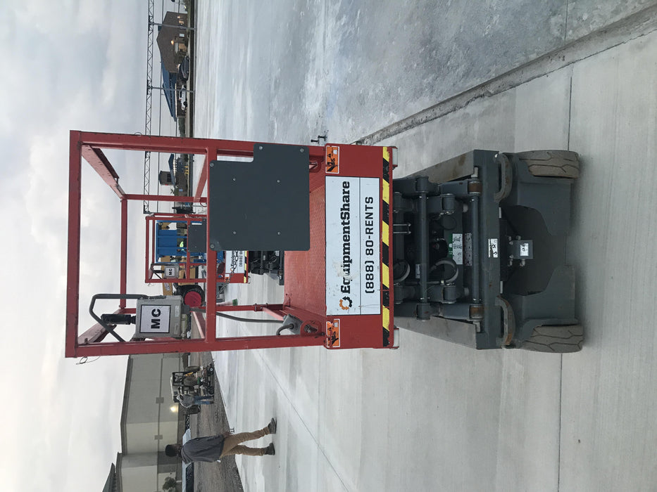 2019 Skyjack SJIII-3219 Solid NM Tires, Half height spring hinged entry gate, Dual Beacons, 800W Inverter