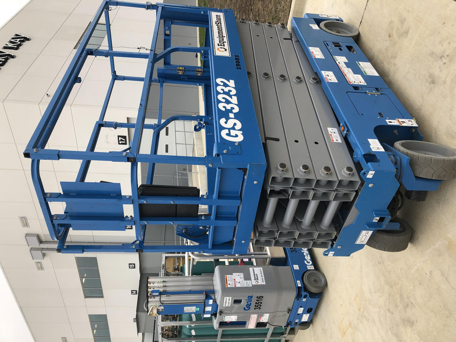 2018 GENIE GS-3232