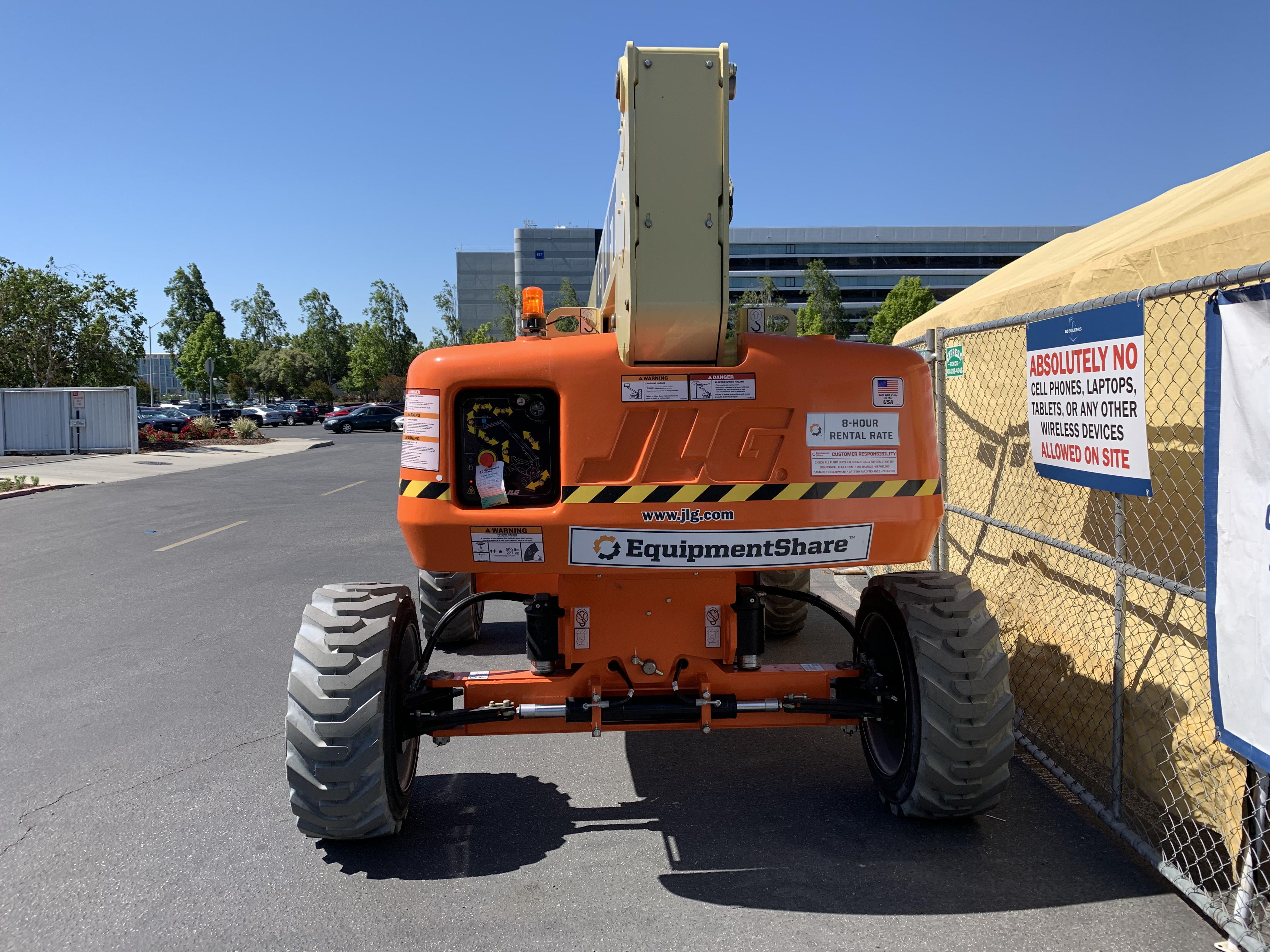 2021 JLG H600SJP