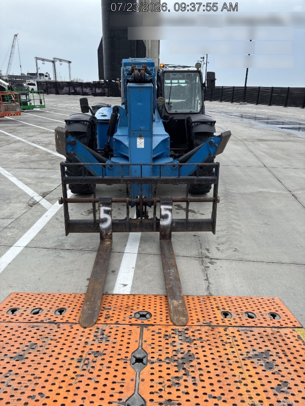 2018 Genie GTH-1056 Genie GTH-1056 w/CAB, Solid Tires, Work Lights, 60" carriage/forks, cab mesh, beacon