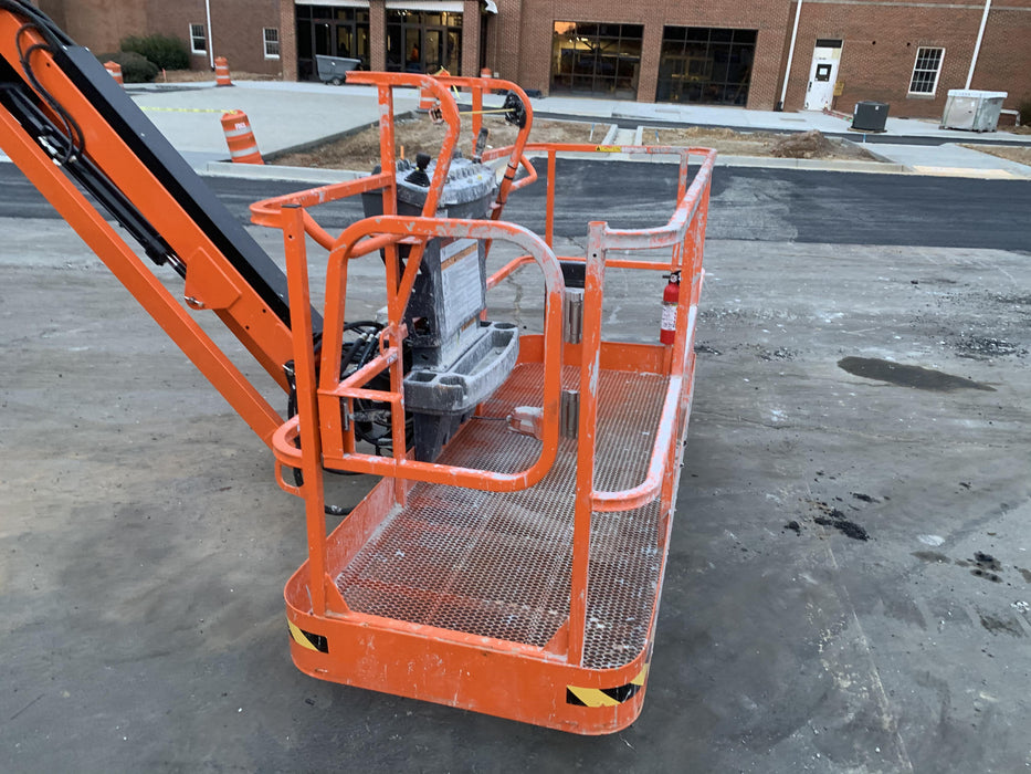 2020 JLG 660SJ