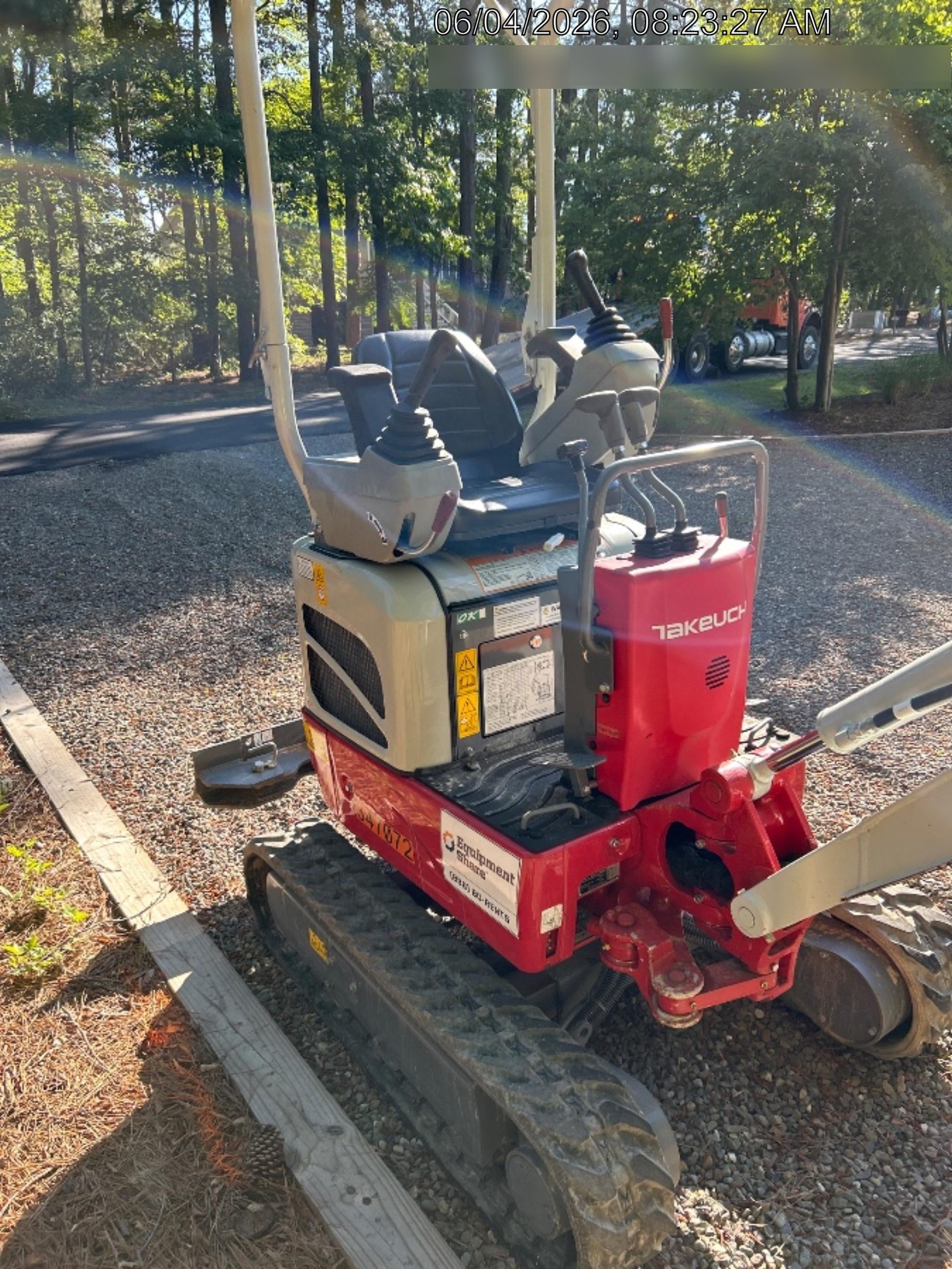 2023 TAKEUCHI TB210R