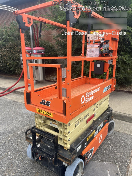 2024 JLG ES1932