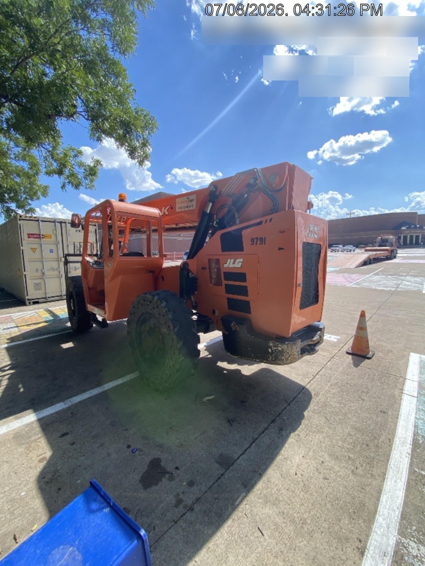 2018 Skytrak 8042 JLG Skytrak 8042, Solid Tires (shipping-Boss), Open ROPS, Beacon and Work Light Package