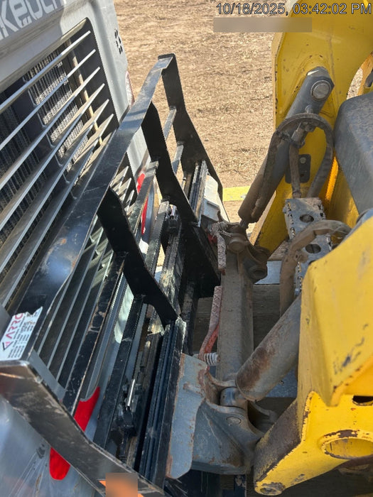 2025 ARROW MATERIAL HANDLING F5100CB