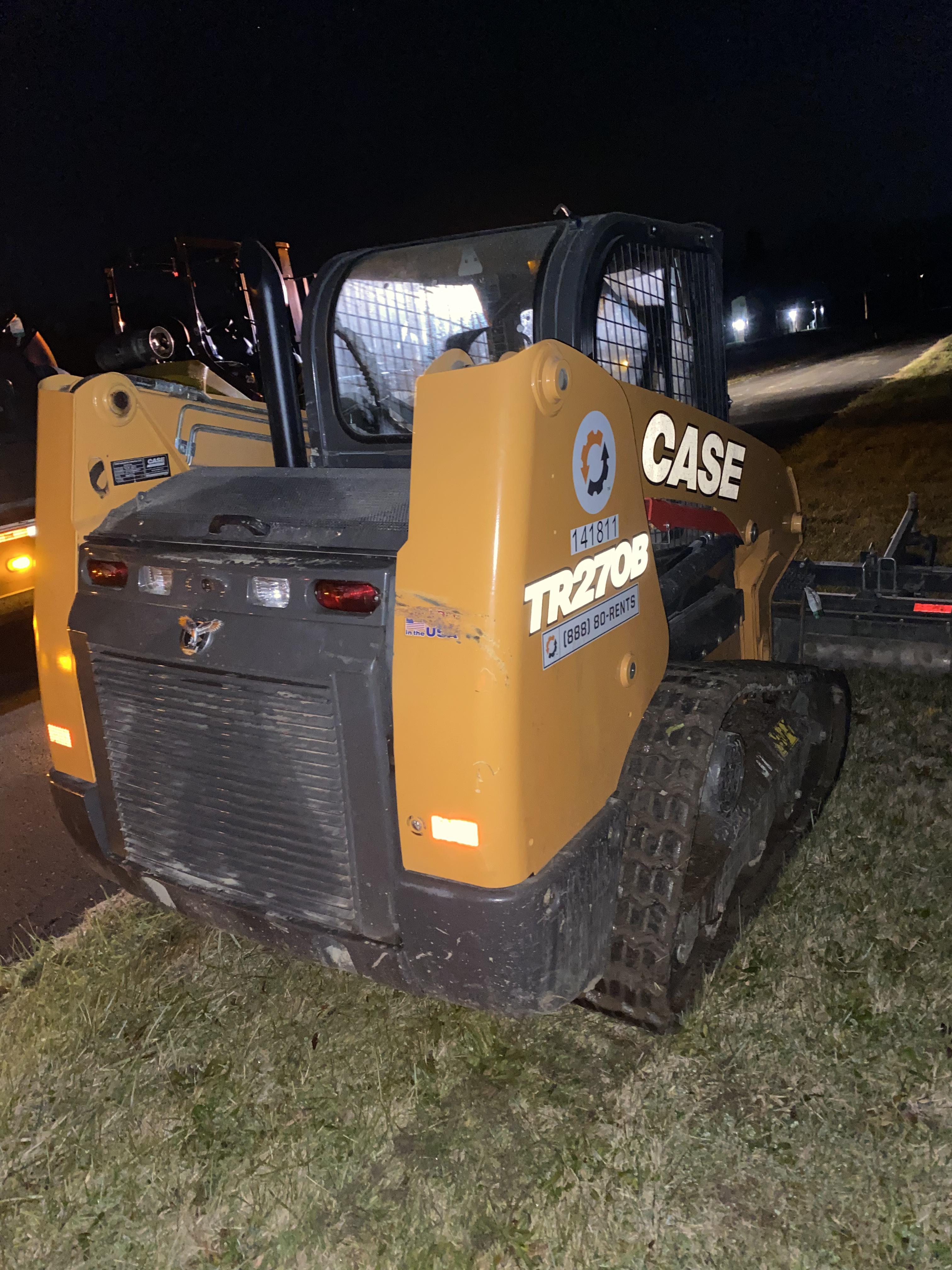 2021 CASE TR270B