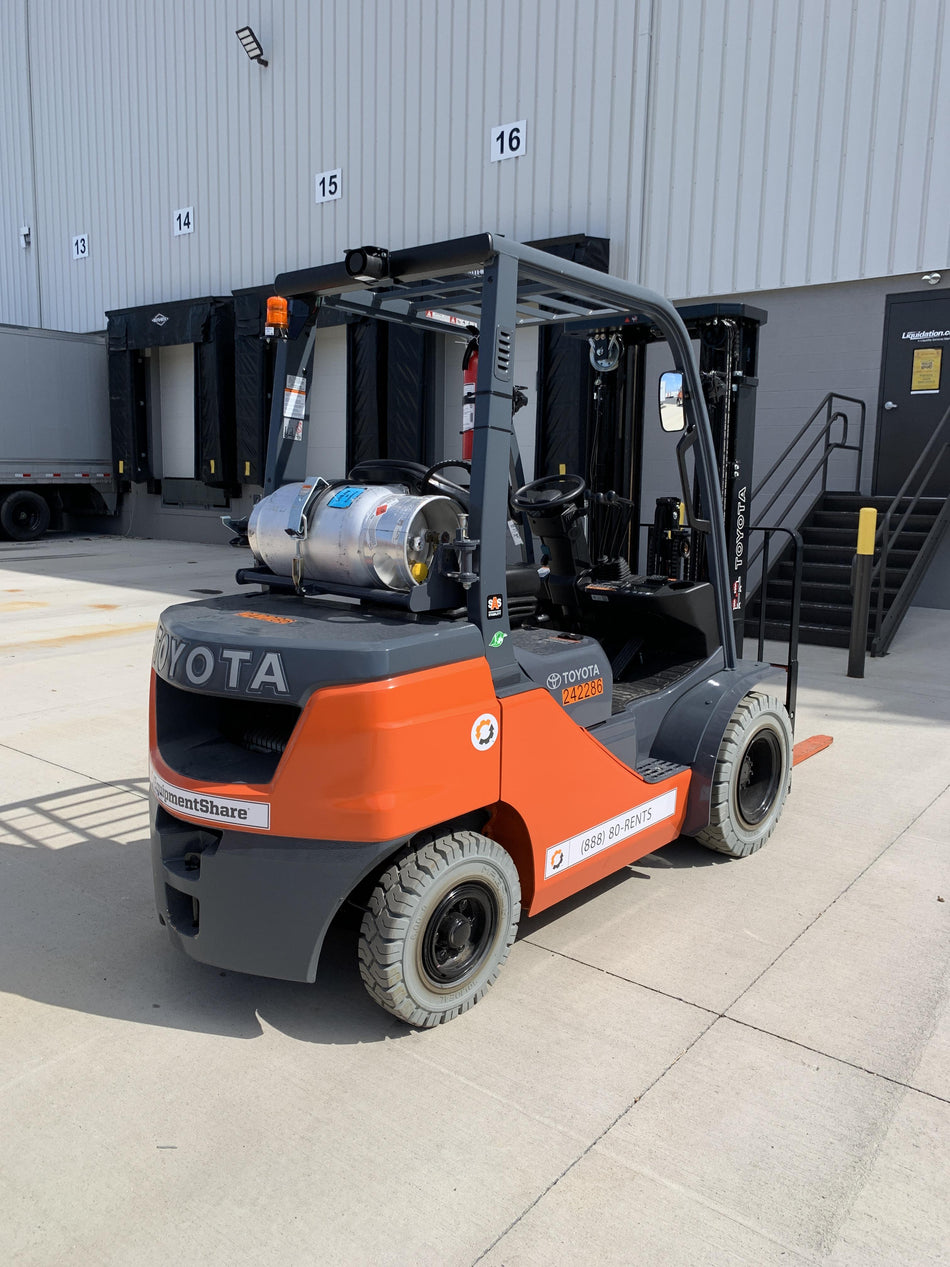 2022 TOYOTA 50-8FGU25