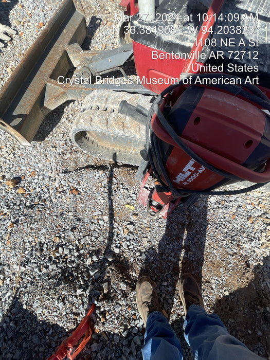2020 HILTI TE 3000-AVR