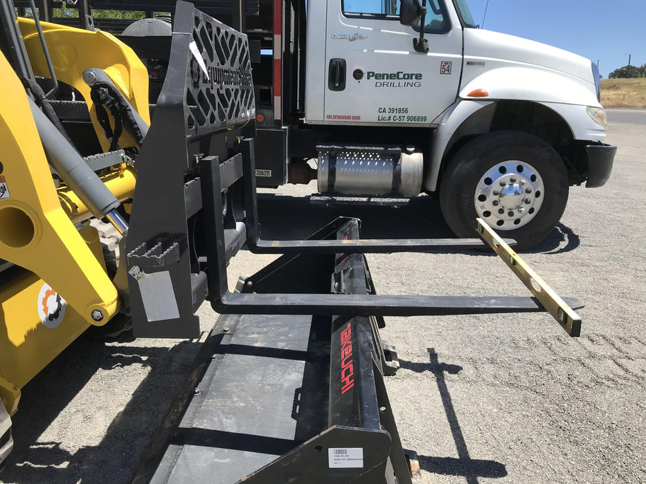 2020 PALADIN 48" Pallet Forks - Paladin