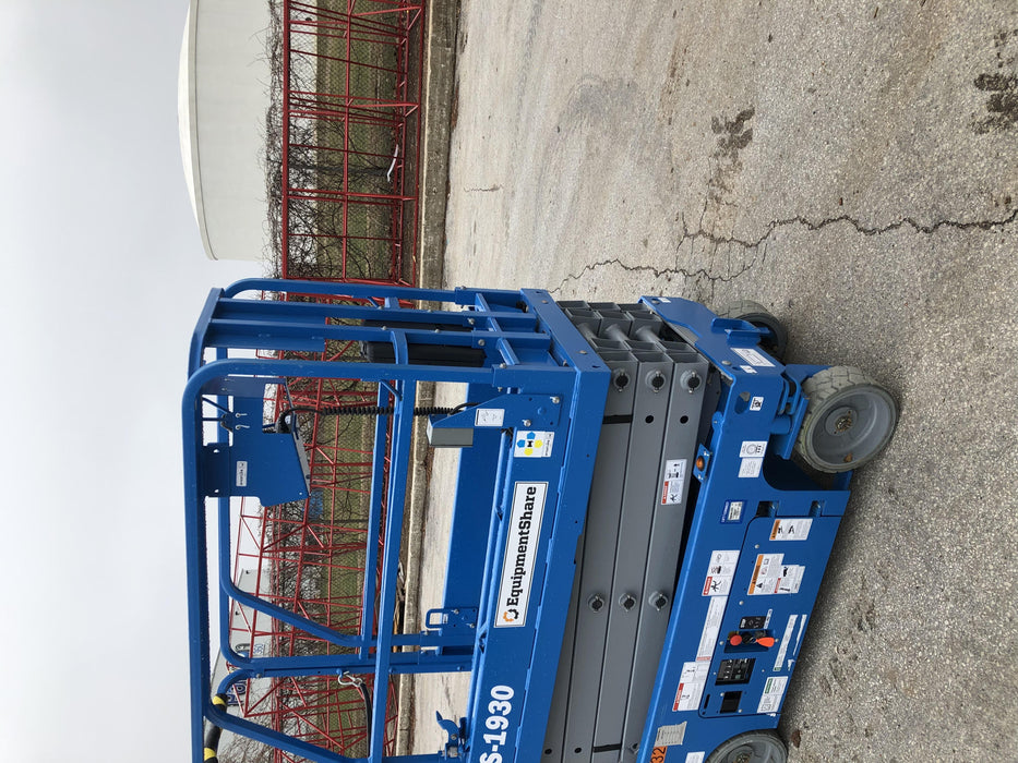 2019 Genie GS-1930 Fixed Rails with Chain Entry
