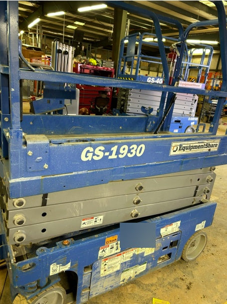 2020 Genie GS-1930 Fixed rails with chain entry gate - Pre A92.20
