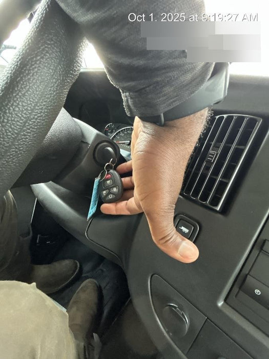 2025 CHEVROLET Express Van - Rental