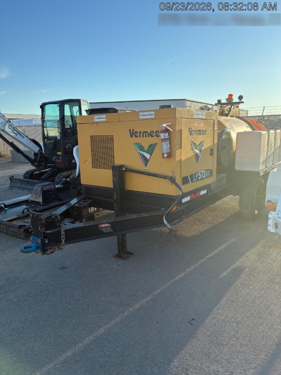 2021 VAC-TRON LP573XDT
