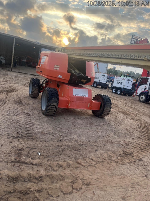 2019 JLG 660SJ