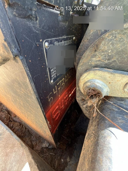 2025 EQUIPMENTSHARE 1006186 - 66" Tooth Bucket, CTL