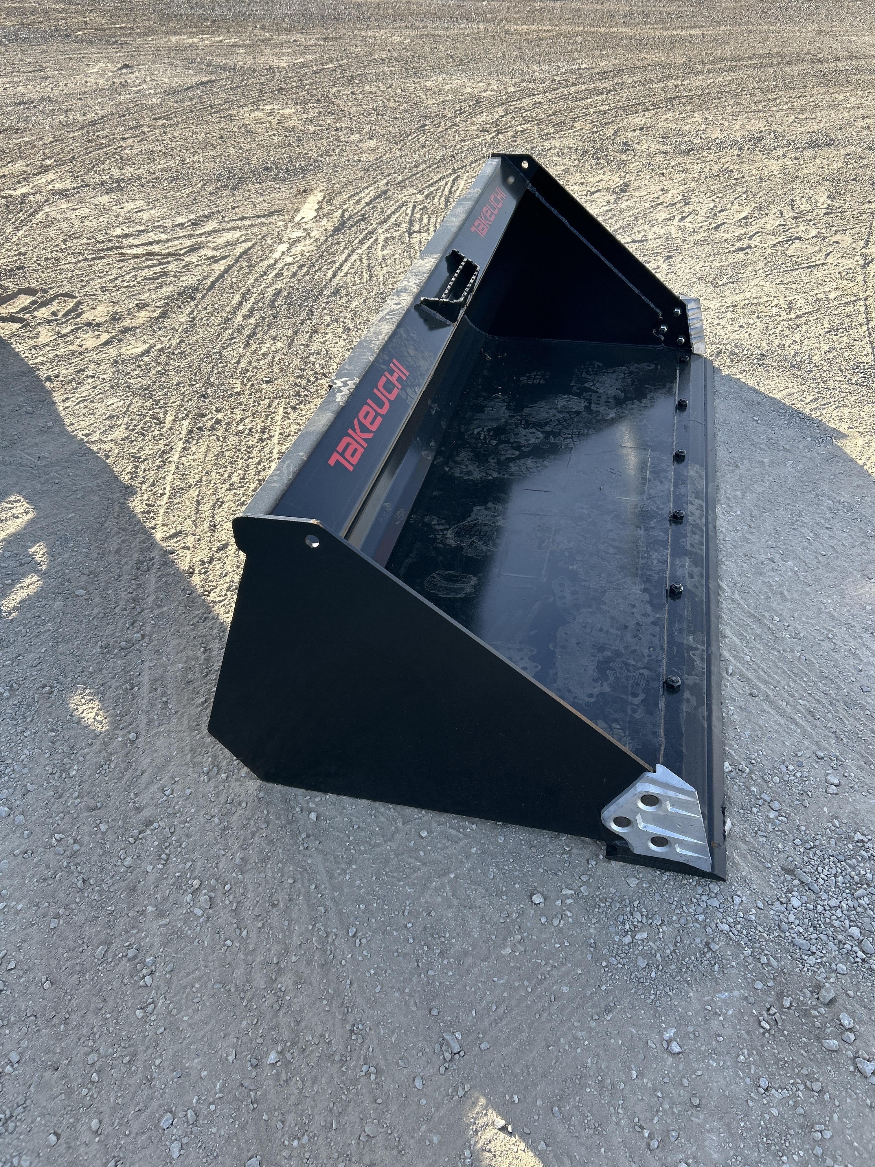 2025 TAKEUCHI 80" Smooth Bucket - Takeuchi