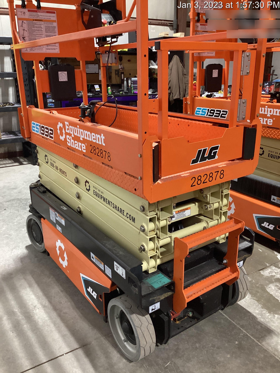 2022 JLG ES1932