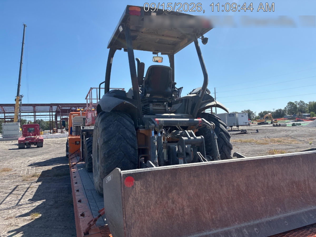 2023 CASE 570N EP