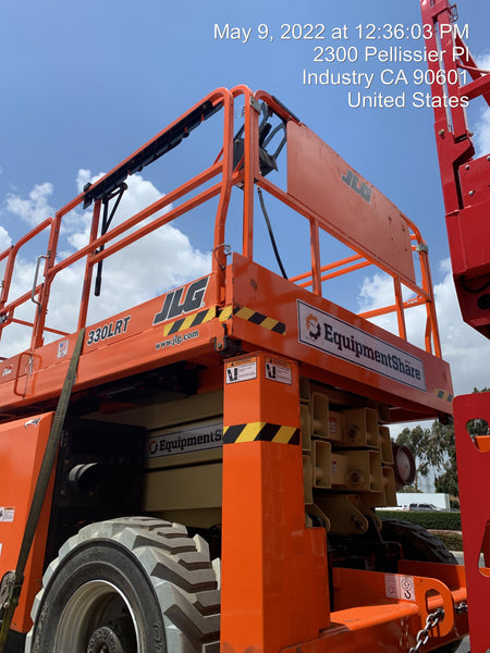 2021 JLG 330LRT
