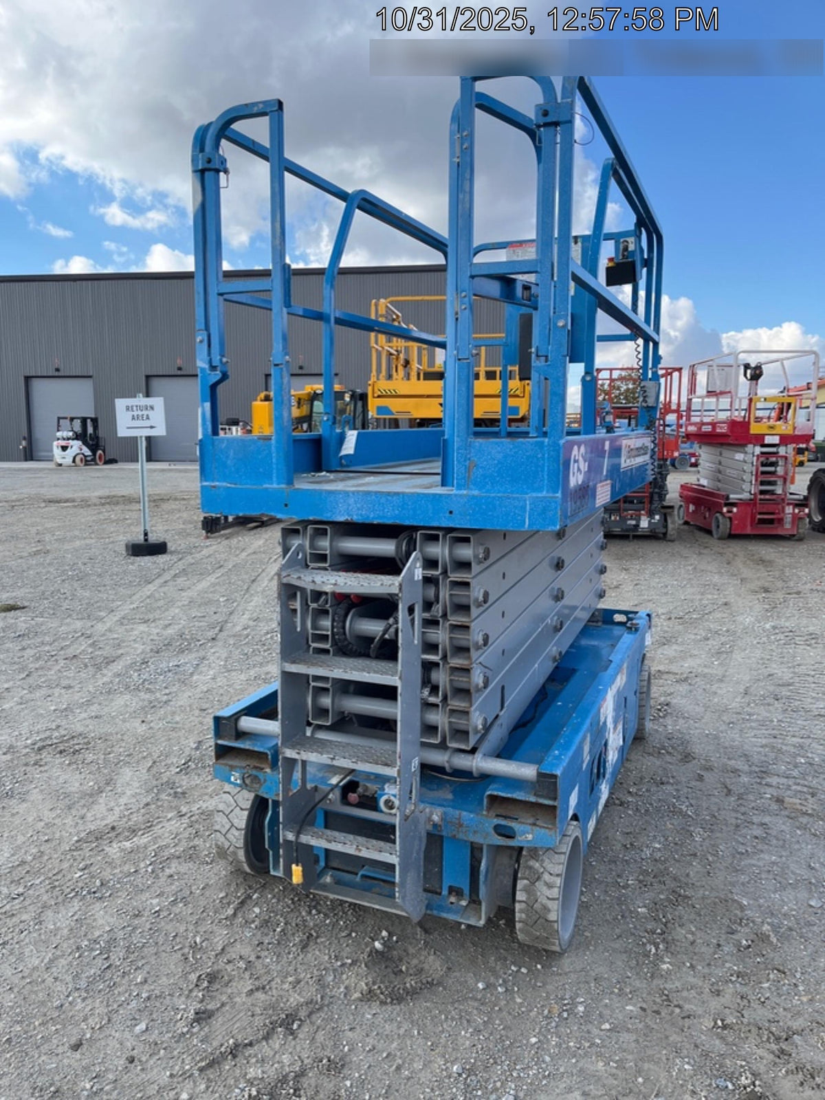 2018 GENIE GS-4047