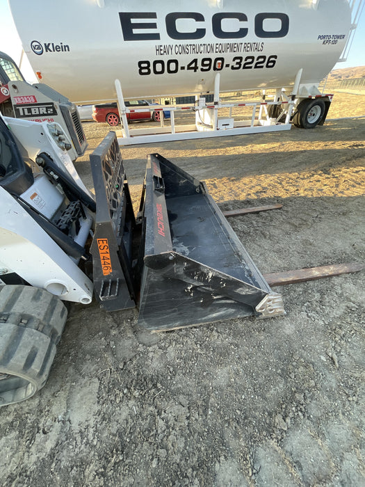 2021 PALADIN 48" Pallet Forks - Paladin