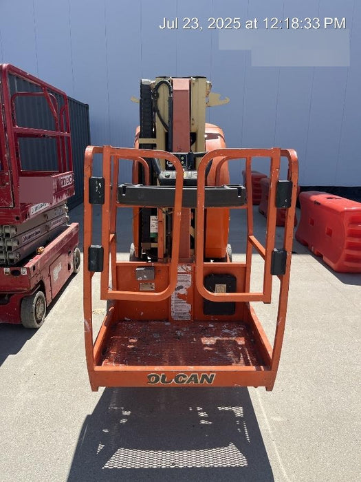 2020 JLG T26E