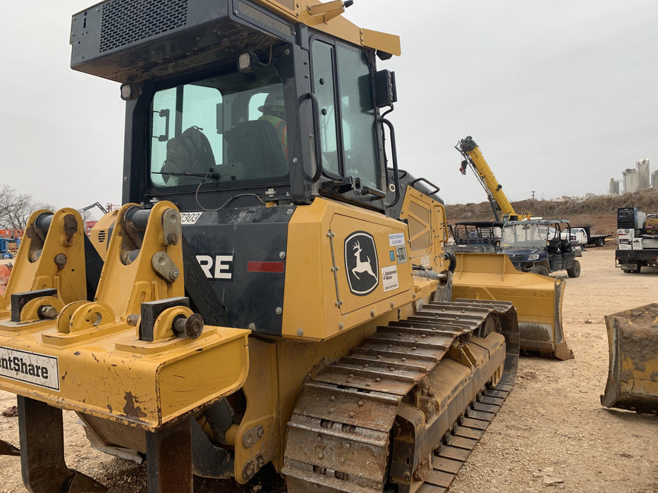 2020 JOHN DEERE 700L