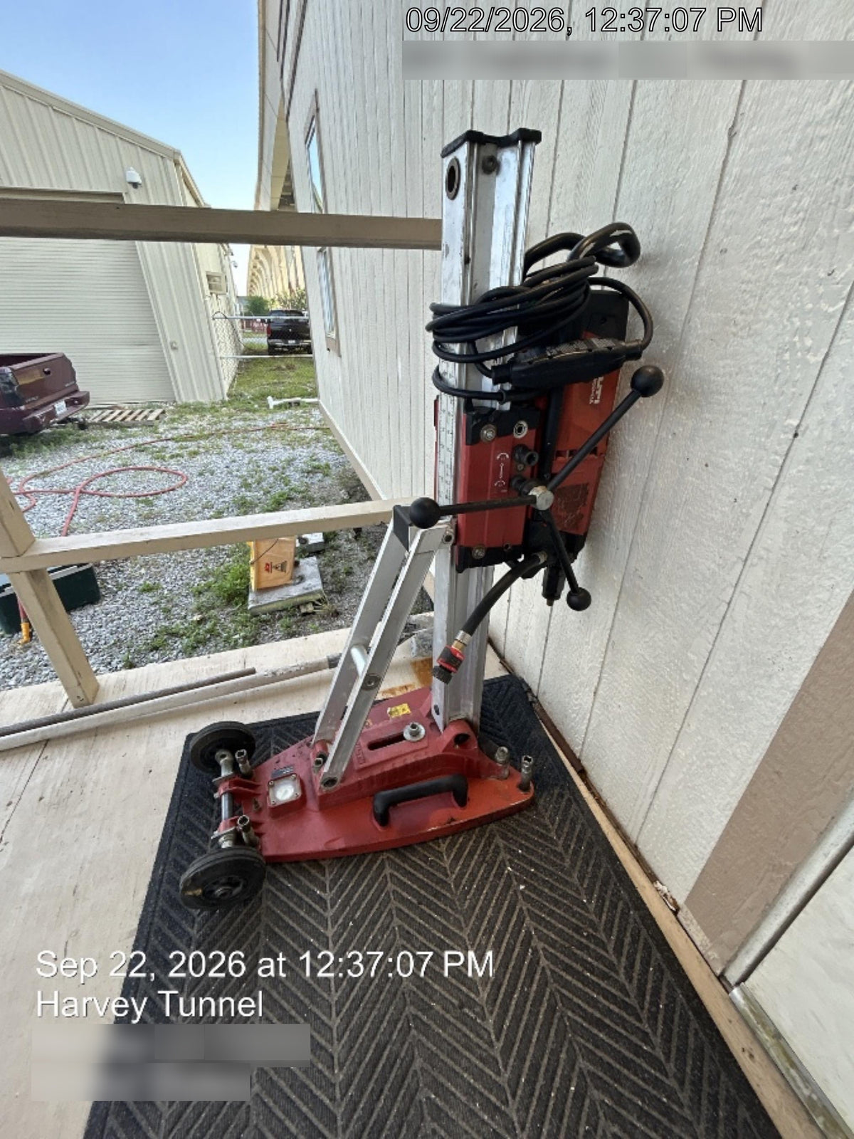 2022 HILTI DD250E