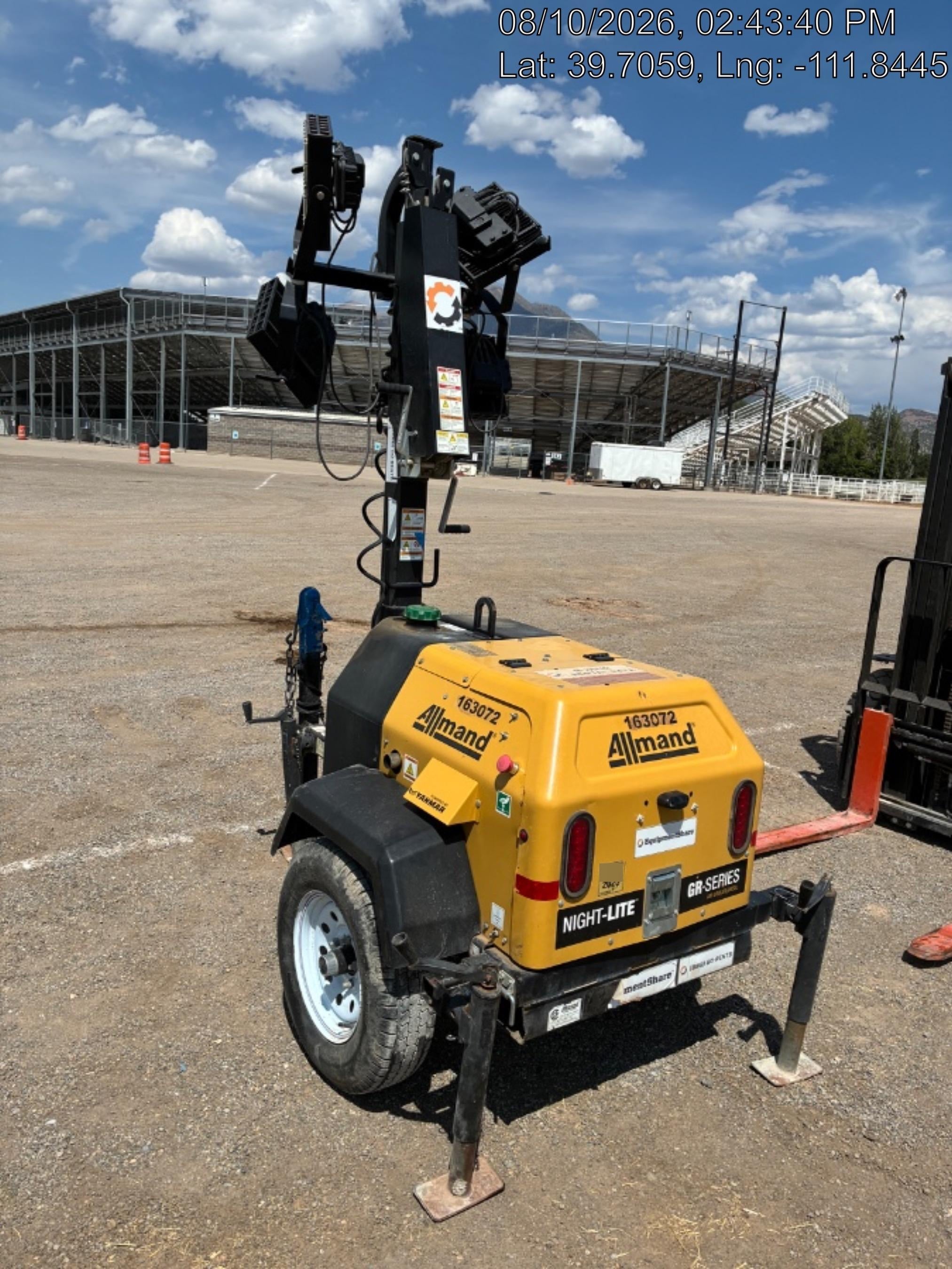 2021 Allmand NLV3GR (4) LED Light Fixture 350W, 23' Vertical Mast, 3kW Prime, Towable, Deep Sea L401, Leveling Jacks, Yanmar T4F 5.8hp