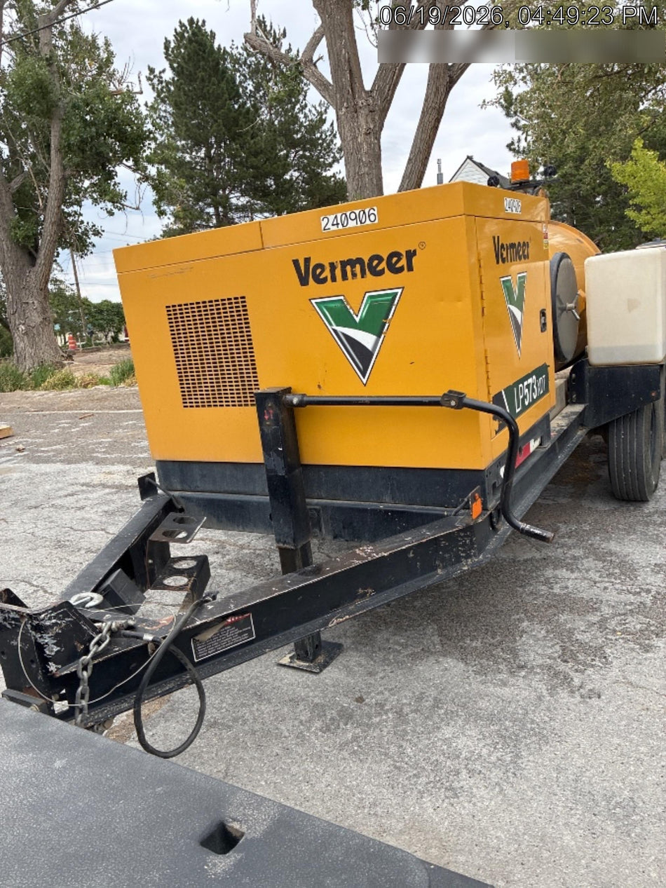 2022 VAC-TRON LP573XDT